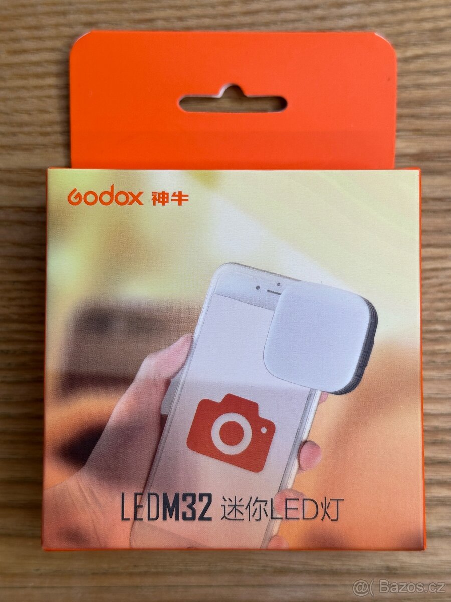 Godox nabíjecí selfie klip světlo na mobil, maxi výkon, NOVÉ - 11