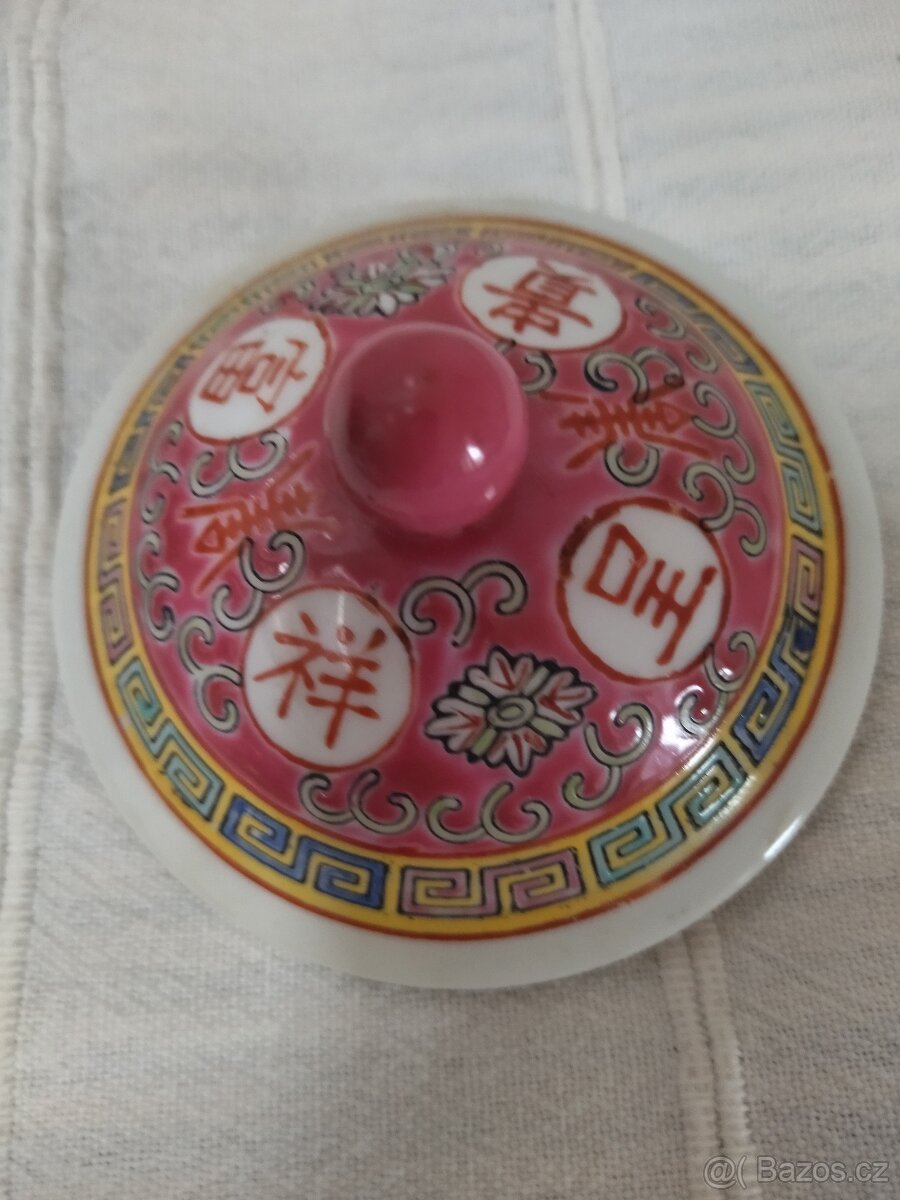 ČÍNSKÝ PORCELÁN - 11