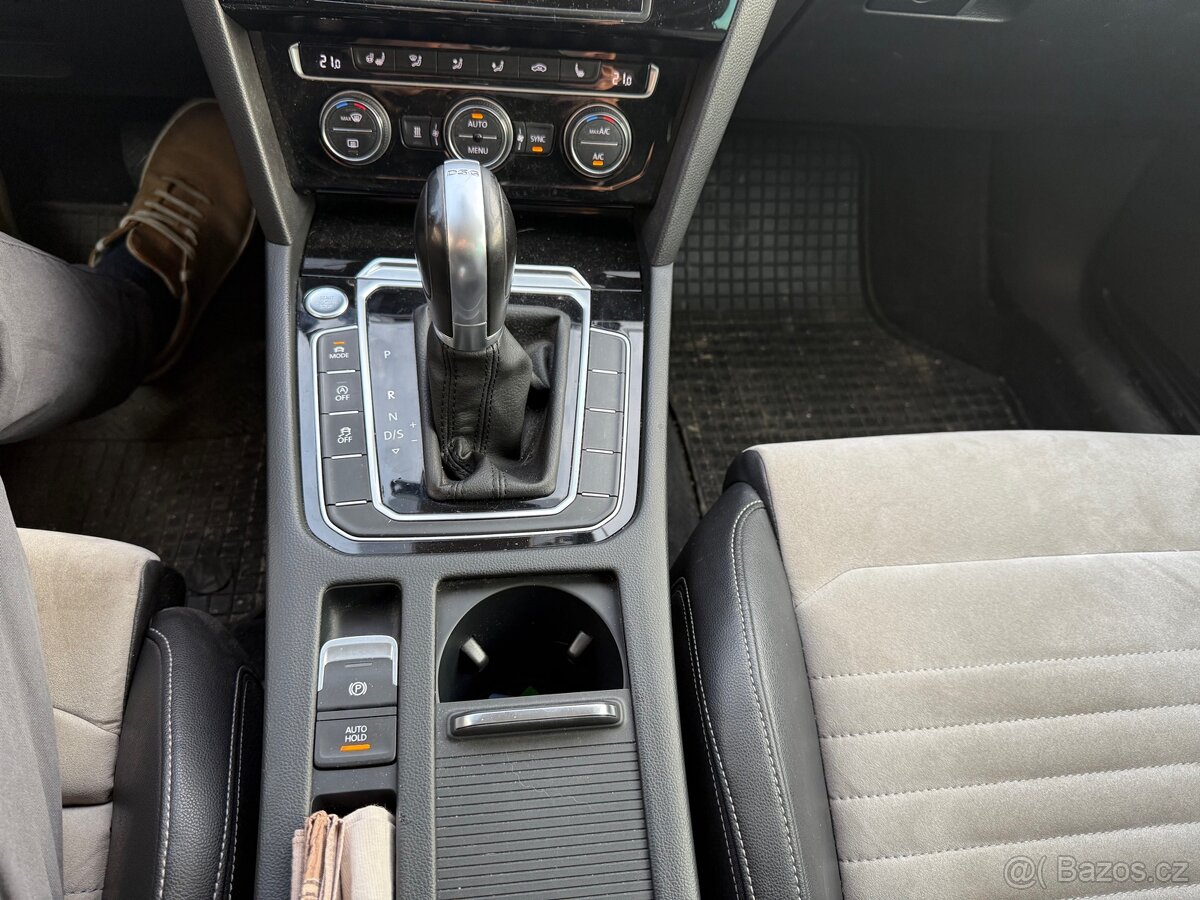WV Passat variant 2.0 TDI biturbo 176kw zlevněno - 11