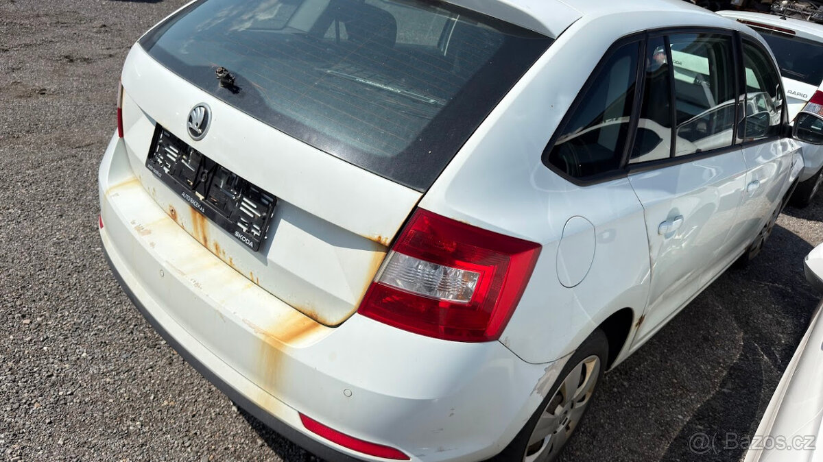 Škoda Rapid Spaceback - 11