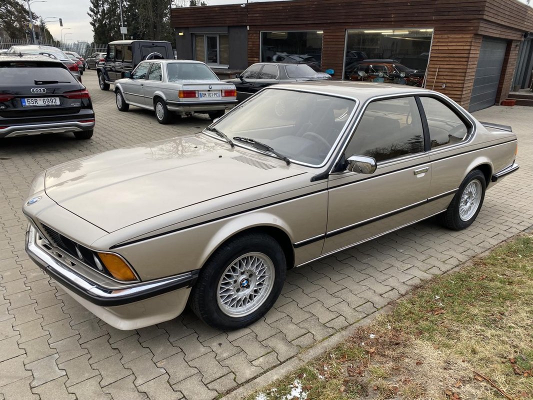 BMW Řada 6 628 CSi AT 1984 - 11