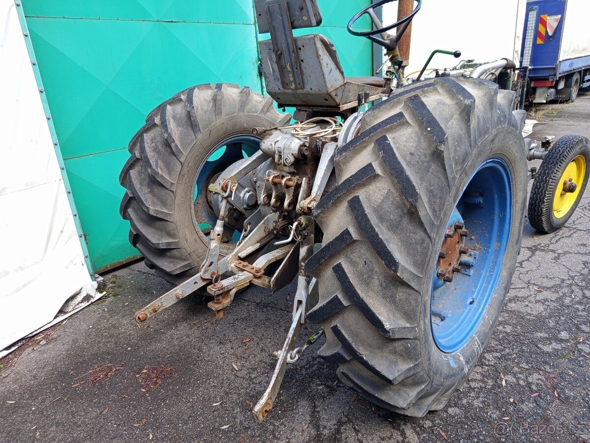 Zetor 5711 náhradní díly - 11