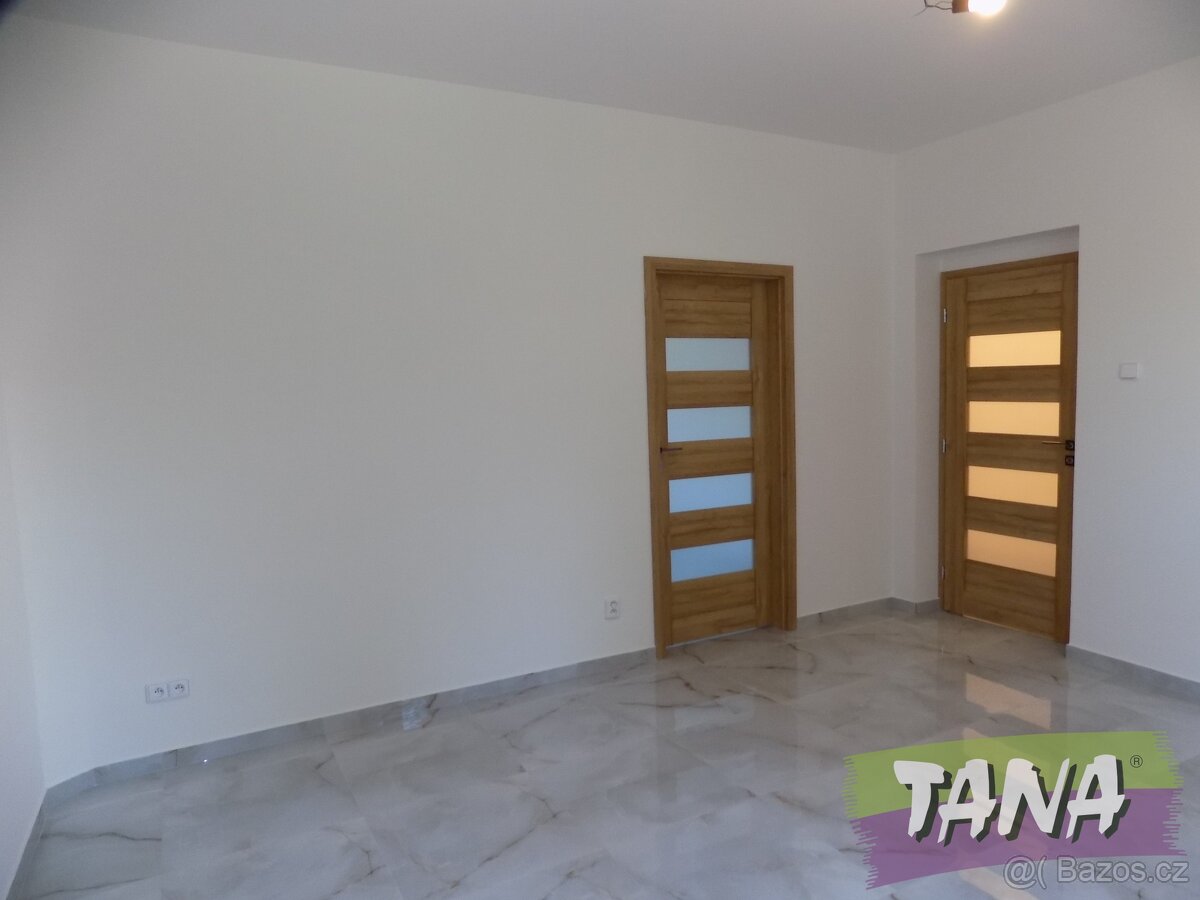 Prodej rodinného domu o dispozici 3+1 po kompletní vnitřní r - 11