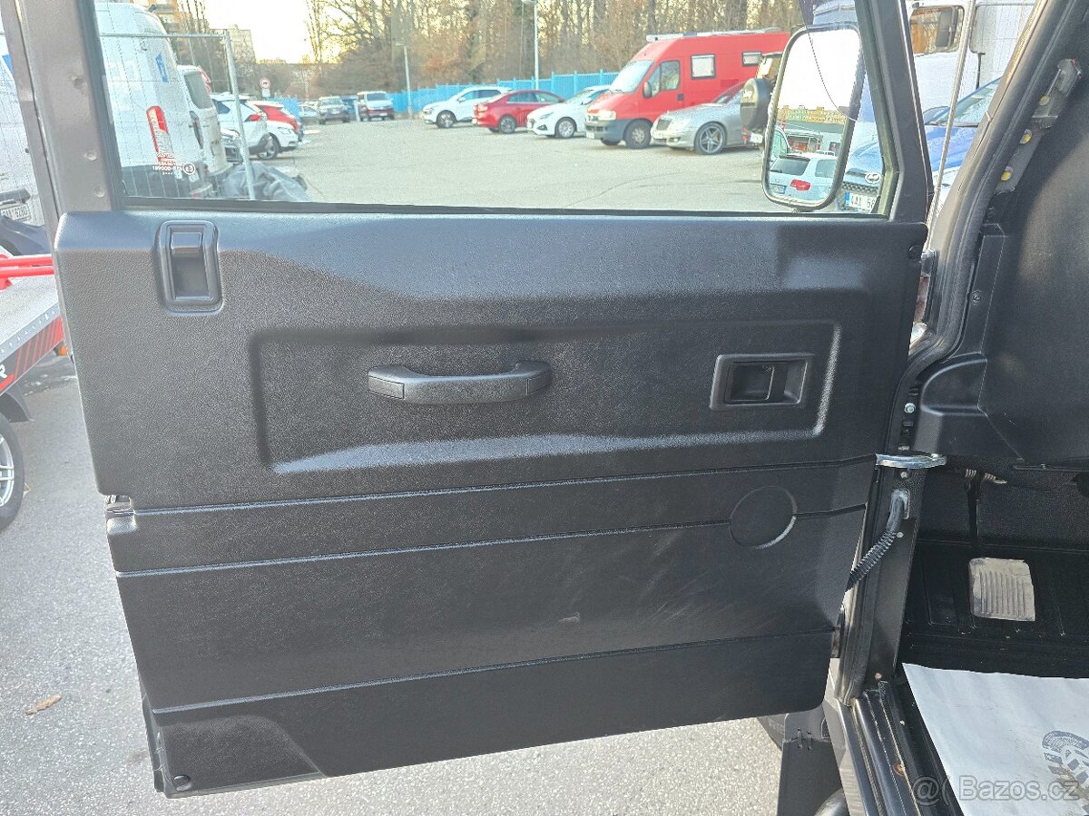 ⭐Land Rover Defender 2.2TD4/1.MAJ/ČR/2015/90KW⭐ - 11