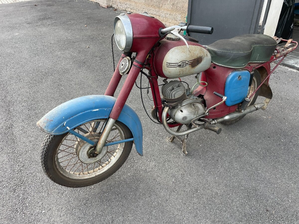 Jawa ČZ 150 rok výroby 1954 - 11