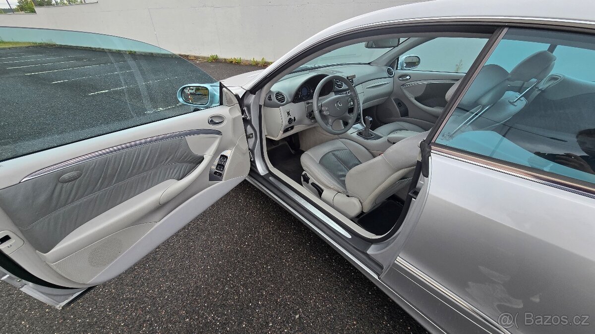 Mercedes-Benz CLK W209 270 CDI - 11