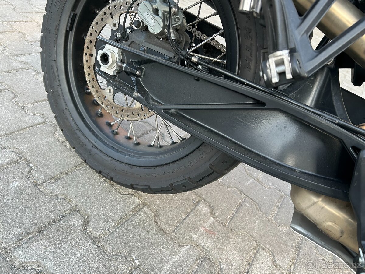 KTM 890 Adventure 2022 - 11