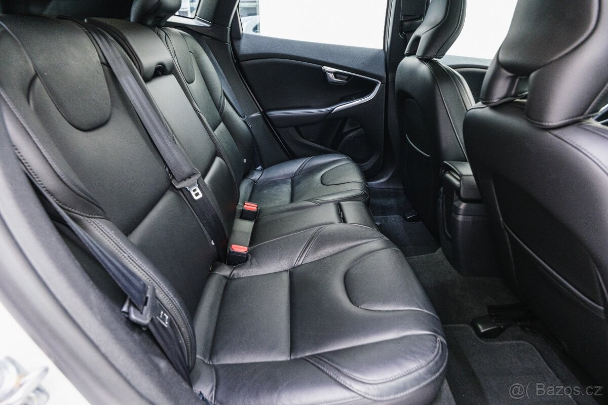 Volvo V40 2014, D2, el. kožená sedadla, bi-xenony,TFT, - 11