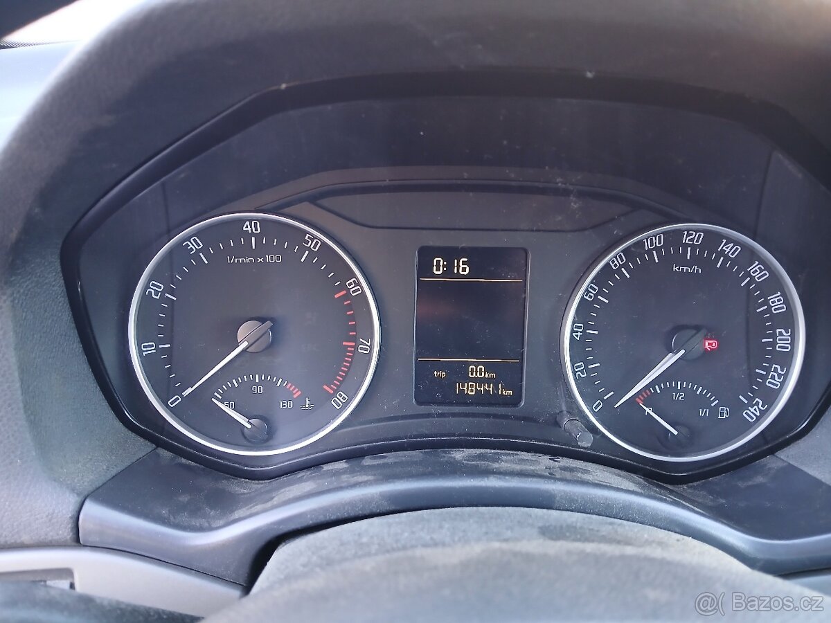 Škoda Octavia Combi 1.6MPI, 75kW, 2011 - 11