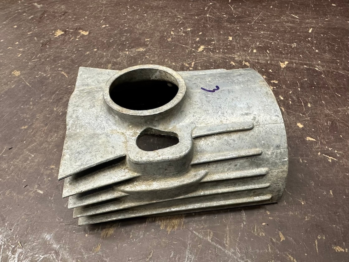 Predám kryt karburátoru JAWA ČZ 125 175 250 - 11