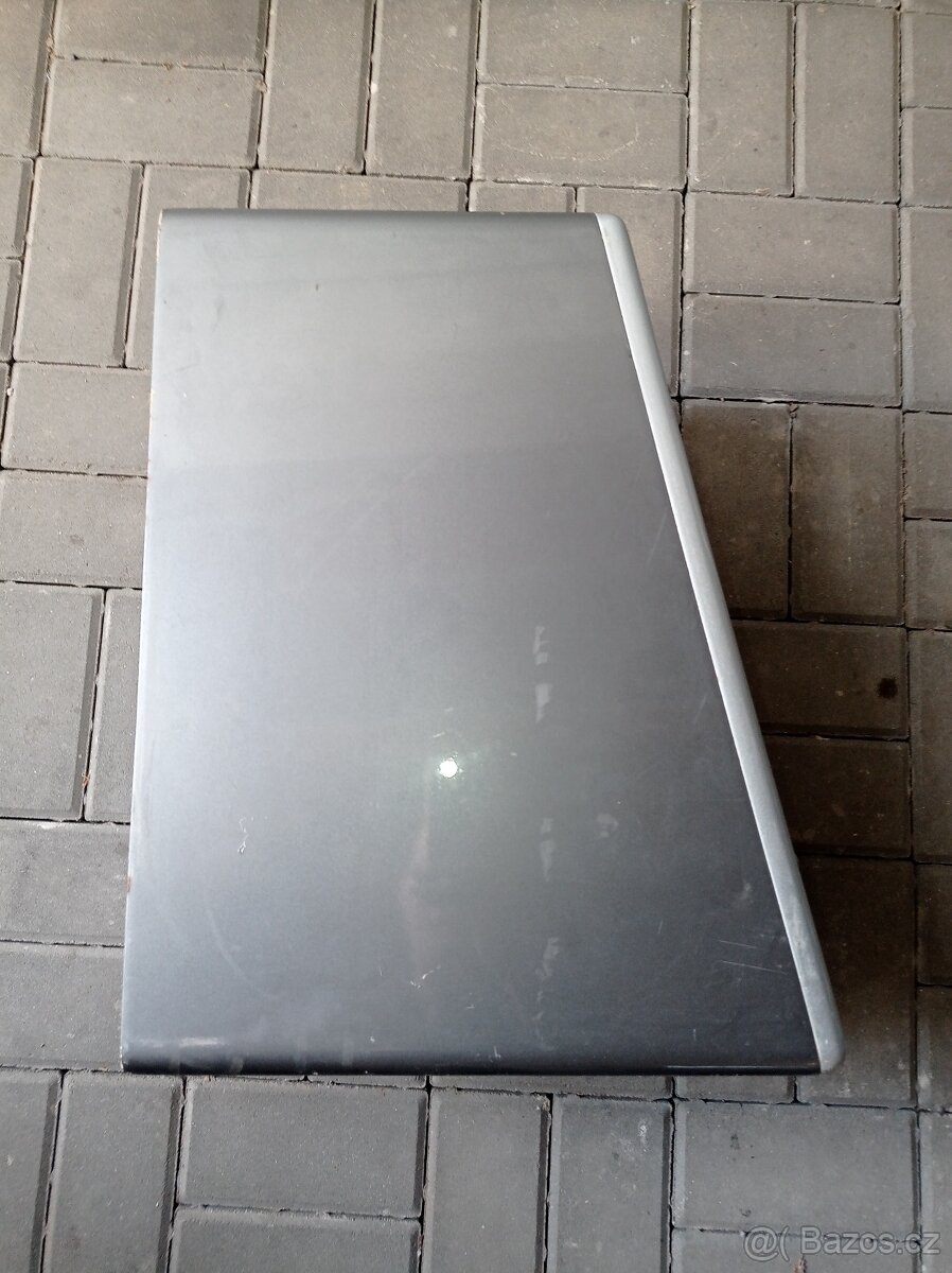 Reproduktory, bedny, ozvučnice - 11