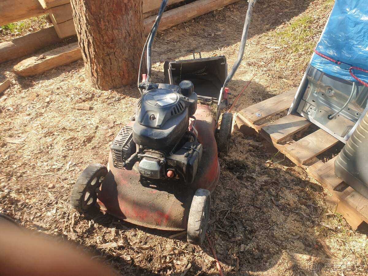 Benzinové sekačky na opravu díly - 11