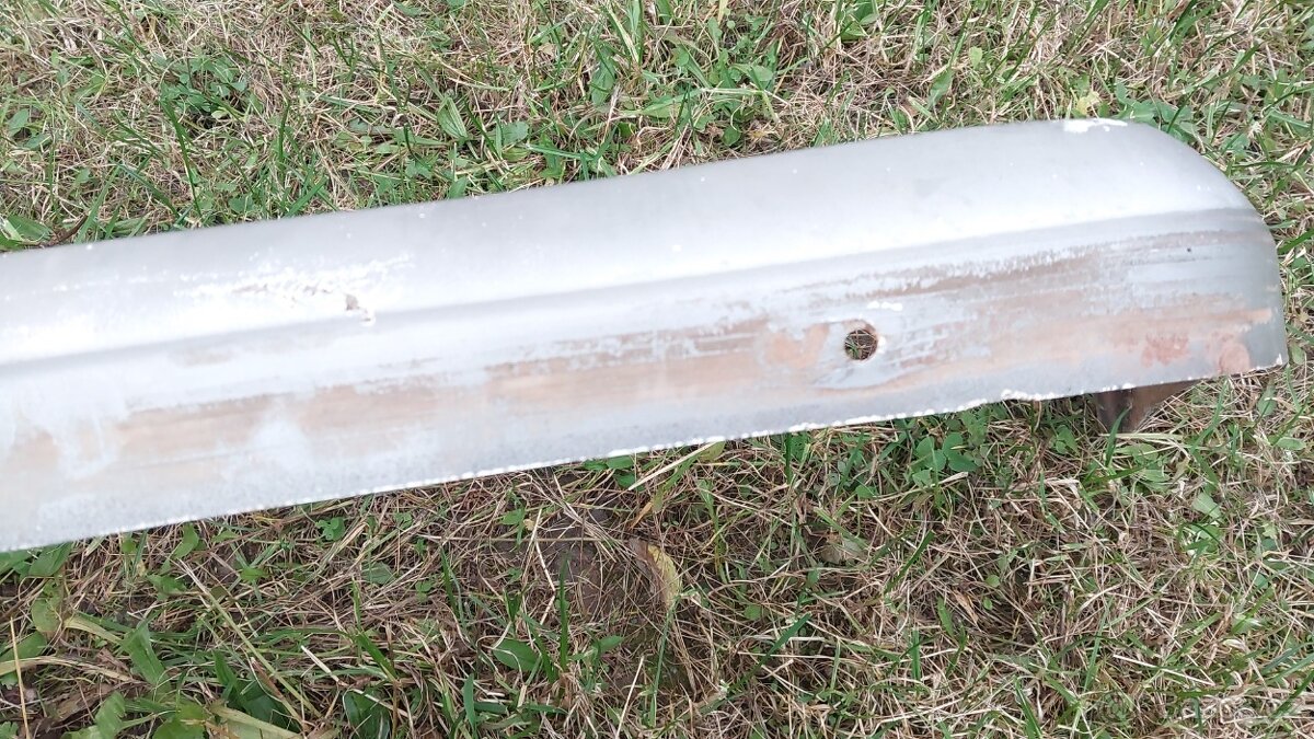 Nissan Patrol Španěl – LEM BLATNÍKU LZ 3DV - 11