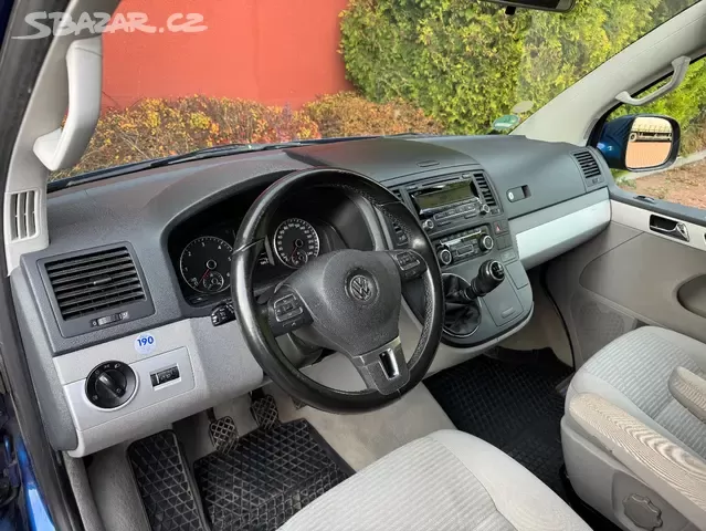 VW Multivan T5 2.0 TDI 103kW,7.sedadel,Webasto,Tažné,1.Majit - 11