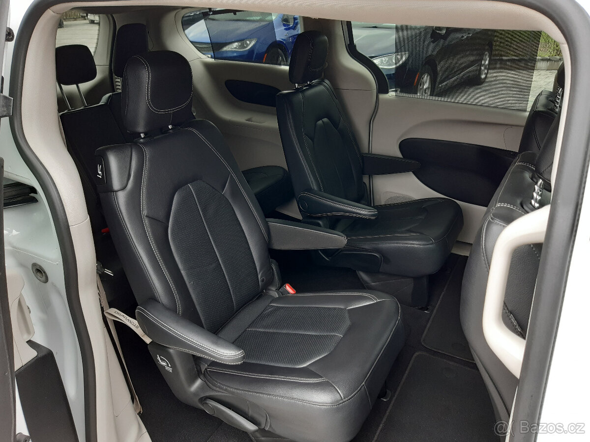 Chrysler Pacifica 3,6L,r.v.2022, kůže,7mít,TopStav,85.000 km - 11