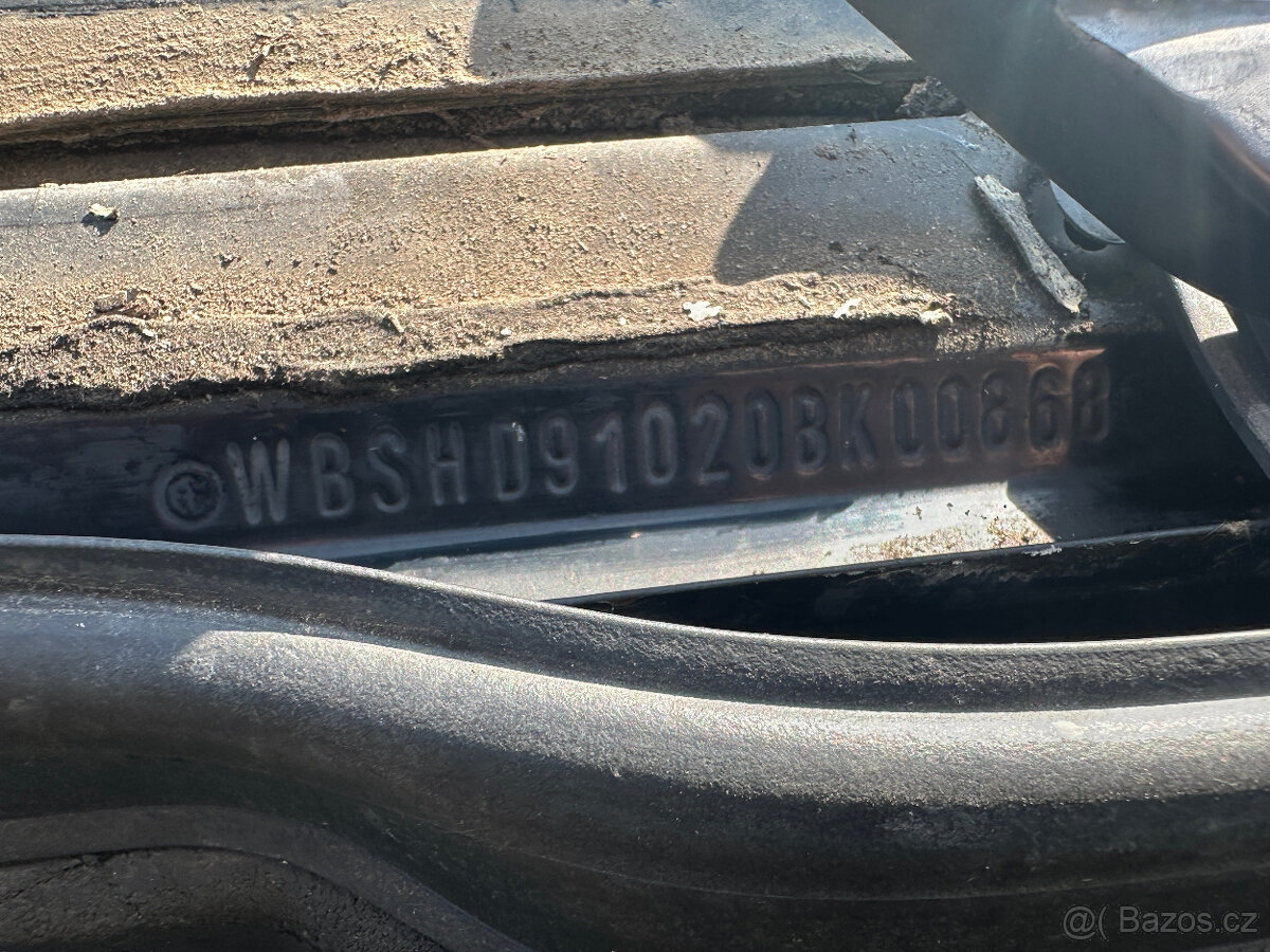 BMW M5 E34 3.6 L r.v. 1989 dovoz CH - 11