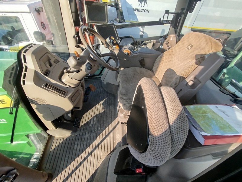 JOHN DEERE 6R250 - 11