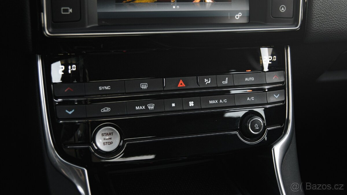 Jaguar XE, 25t 2,0/177kW 1.maj - 11