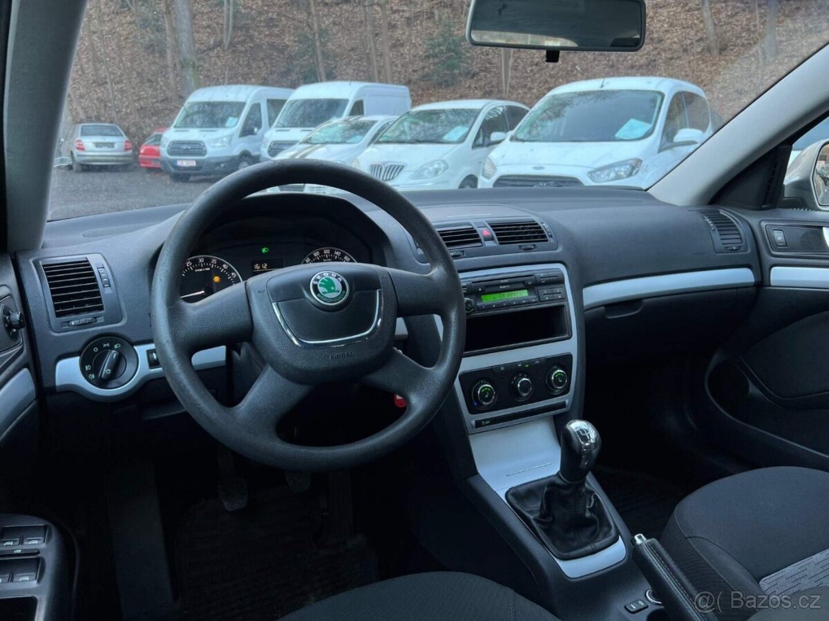 Škoda Octavia Combi 1.6 TDI 77 kW klima tažné 2010 - 11