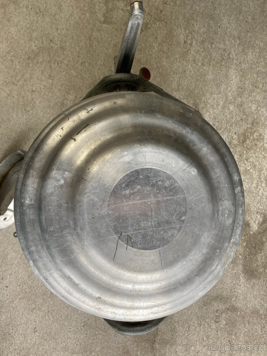 Pračka DEZA ruční mechanická starožitná za 800 kč - 11