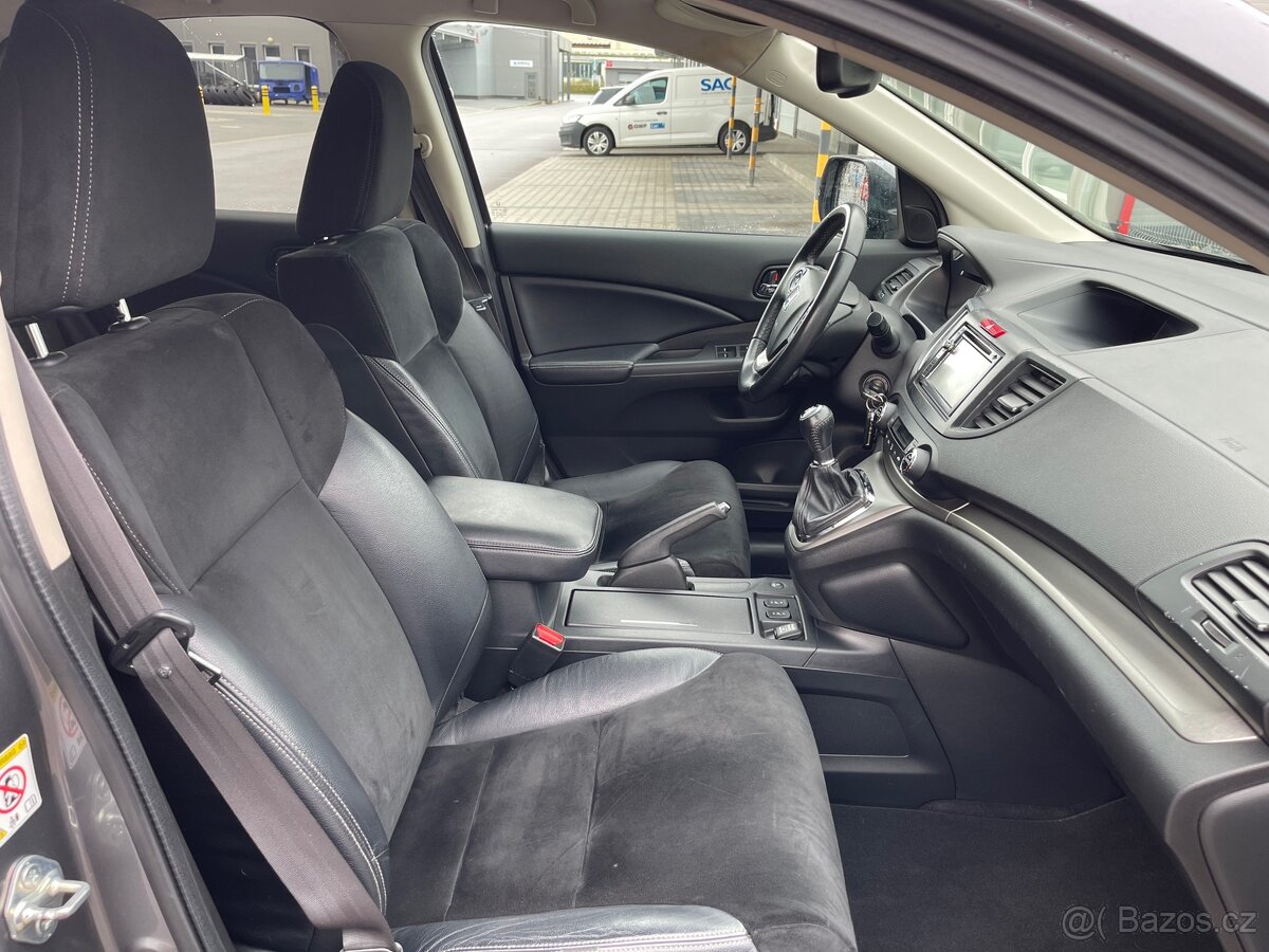 Honda CRV 2013 2.2 i-DTEC 4x4,MANUÁL,TAŽNÉ,SERVIS HONDA - 11