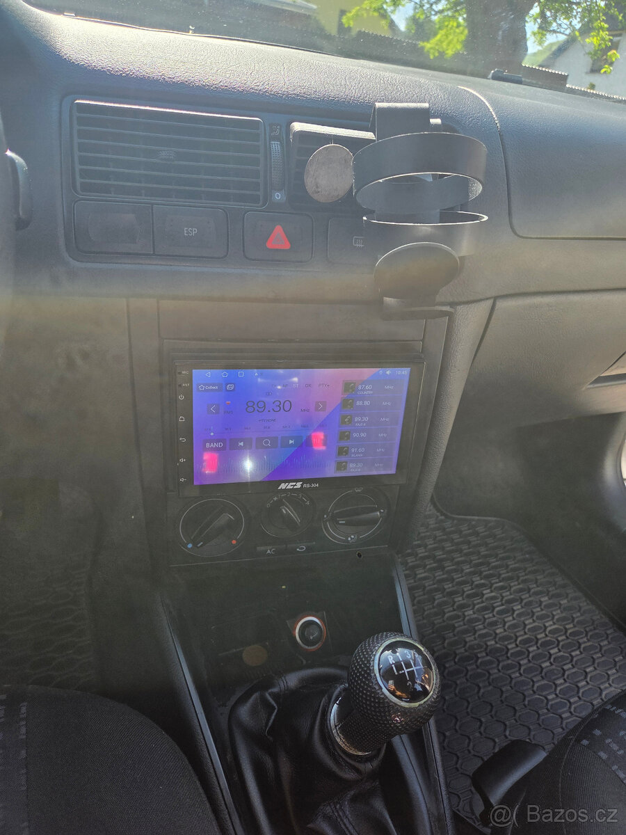 VW GOLF VARIANT - 11