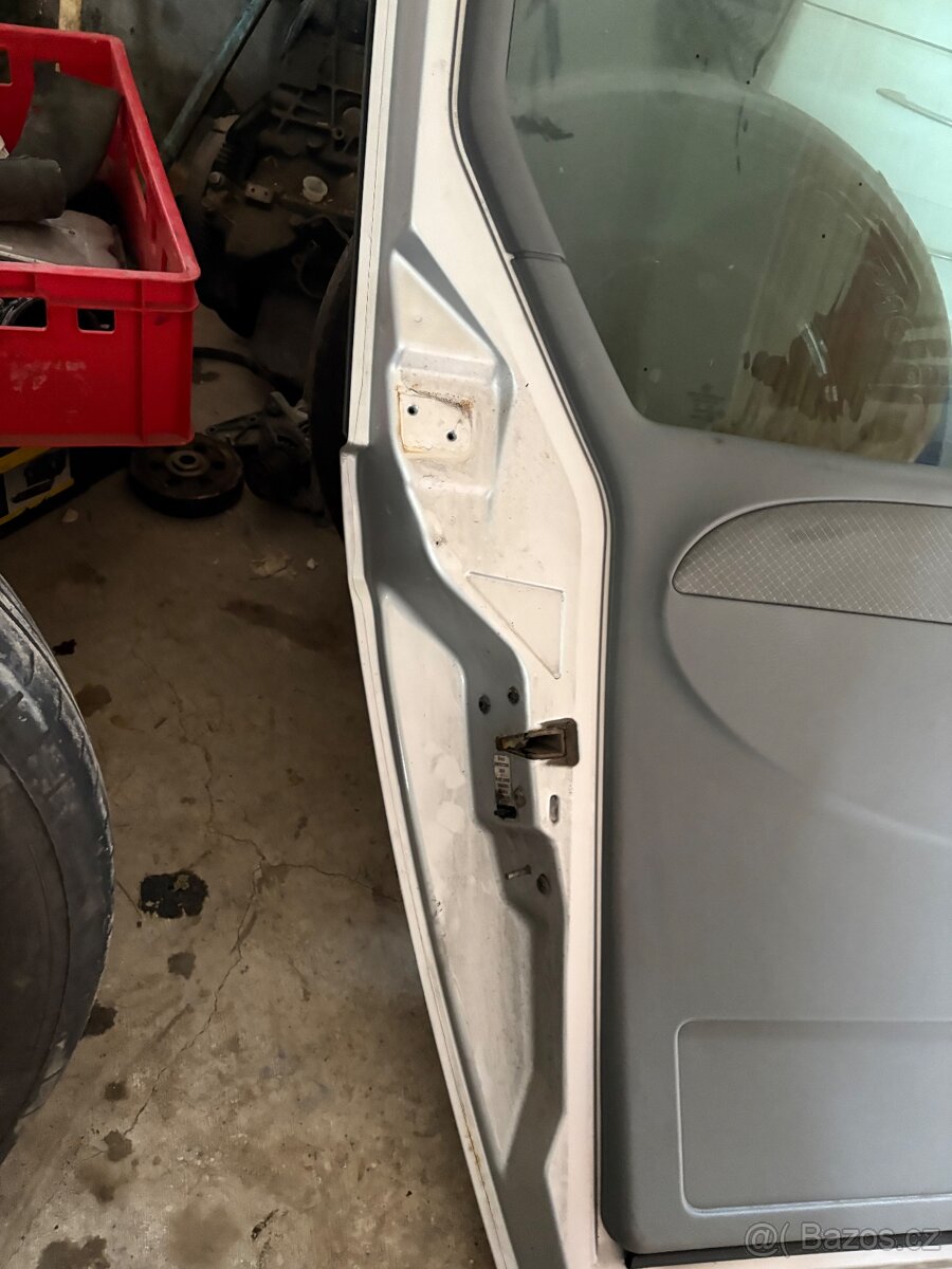 Chrysler Voyager díly - 11