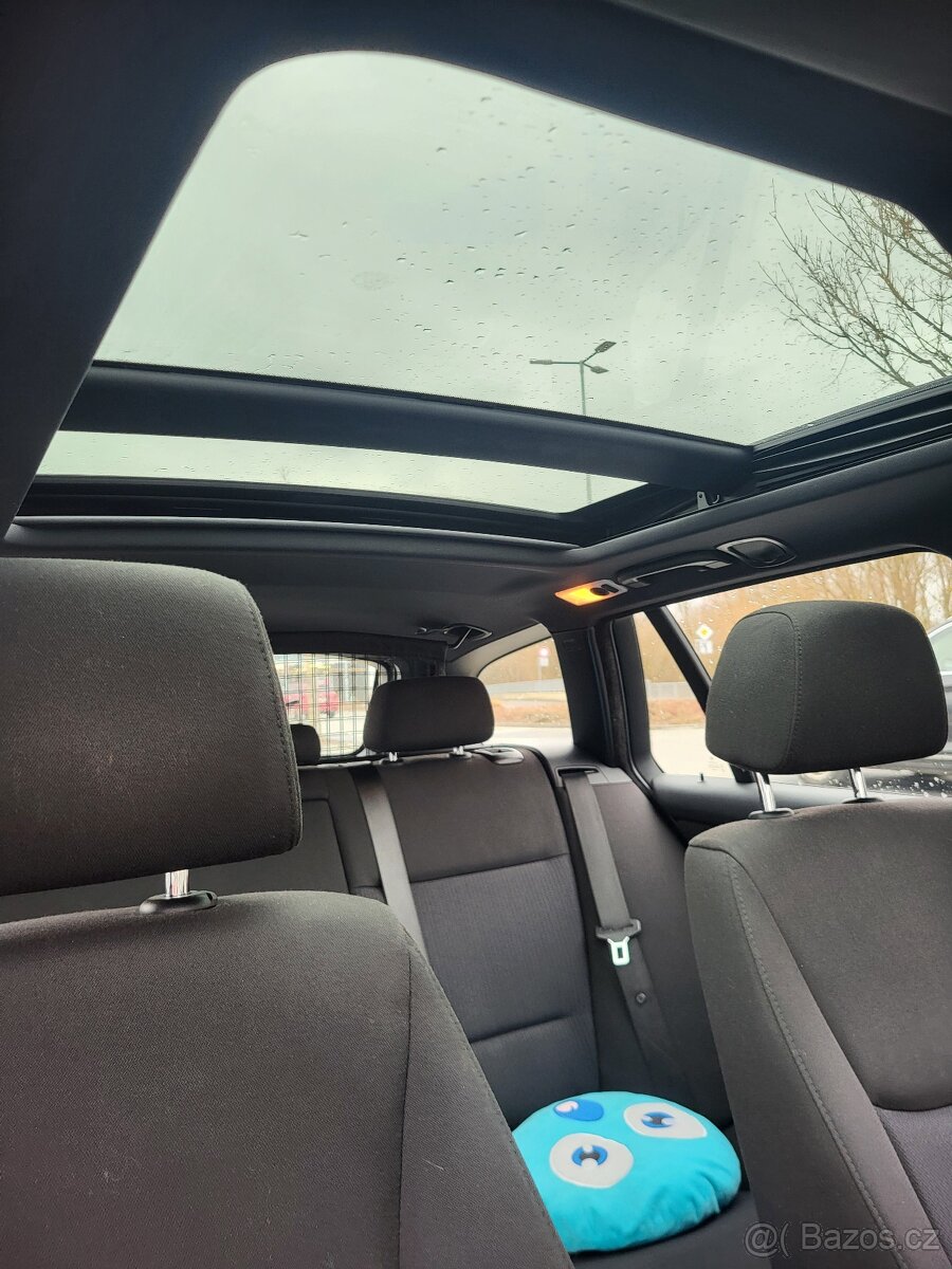 BMW 320d 2009rok - 11