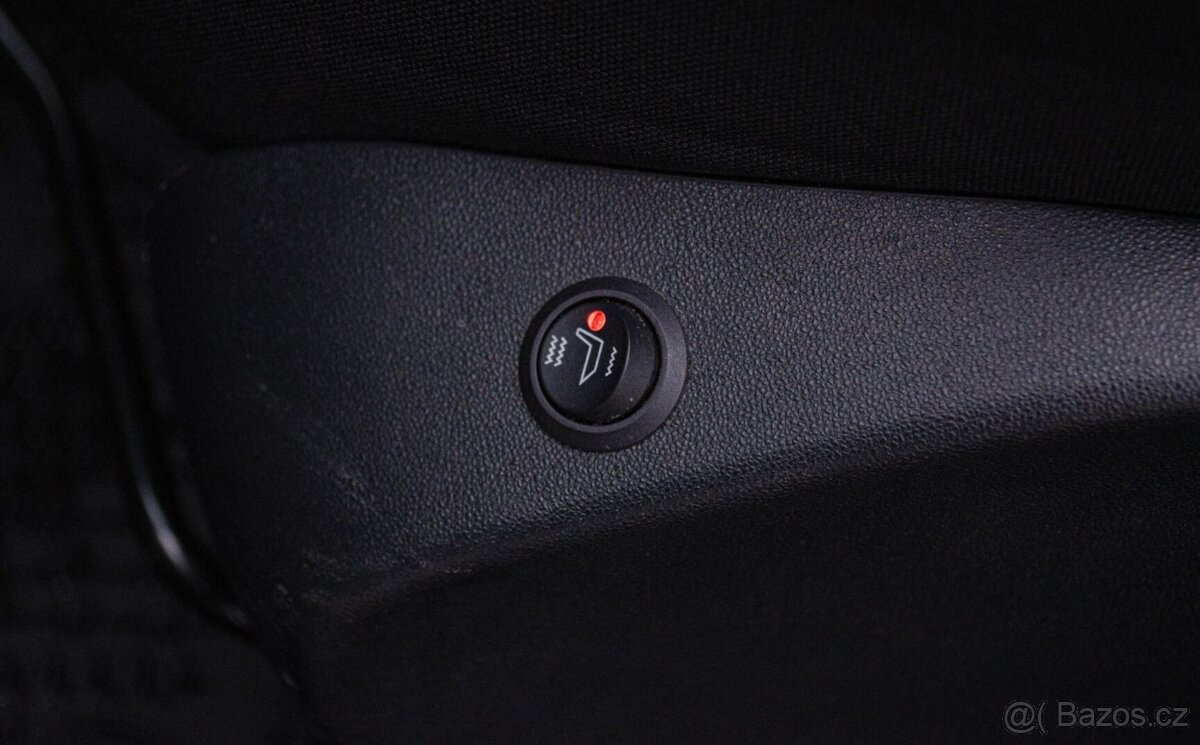 Peugeot 208 1.6 BlueHDi - 11