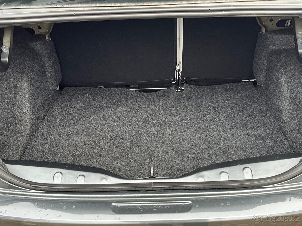 Peugeot 301 1.6 HDi - 11