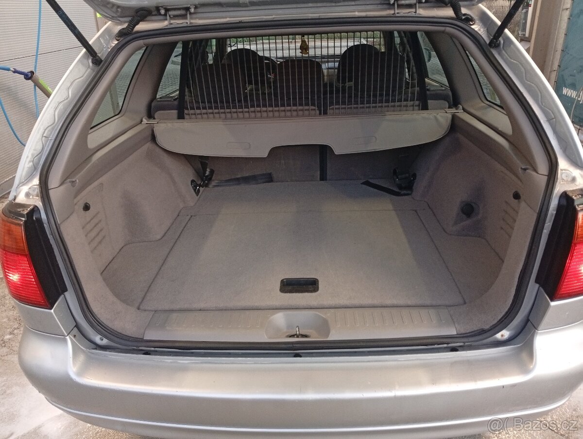 Nissan Primera combi - 11