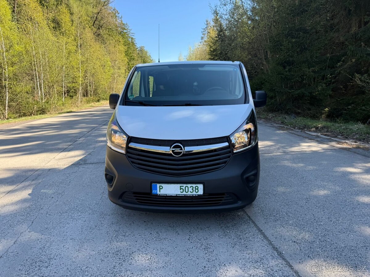Opel Vivaro 6 mist - 11