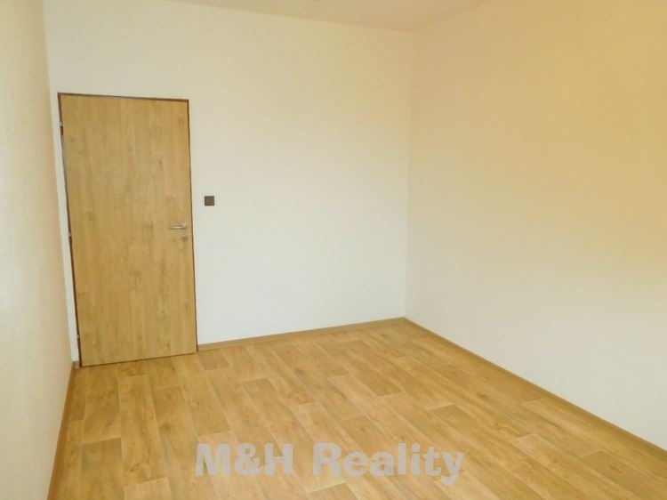 Pronájem bytu 2+1 s lodžií Frýdlant nad Ostravicí, - 11