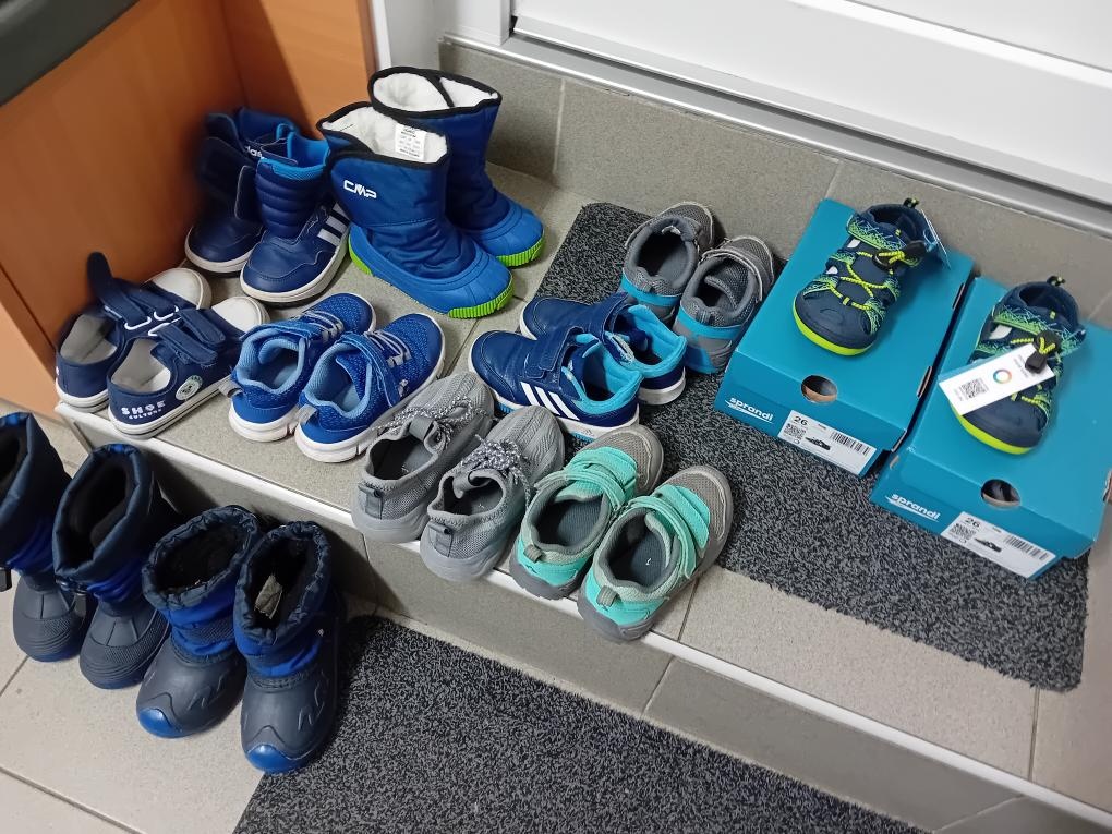 Zimní a přechodové oblečení pro chlapce - věk 2-4 roky - 11