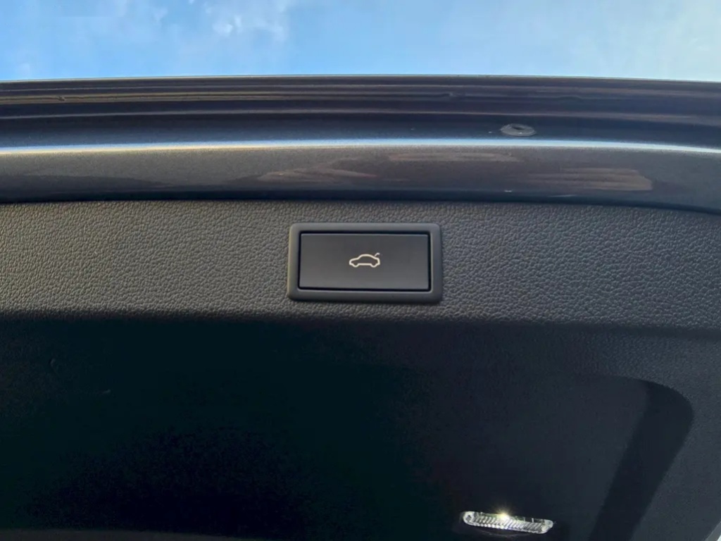 Škoda Superb, COMBI STYLE 2.0TDI / 110kW - 11