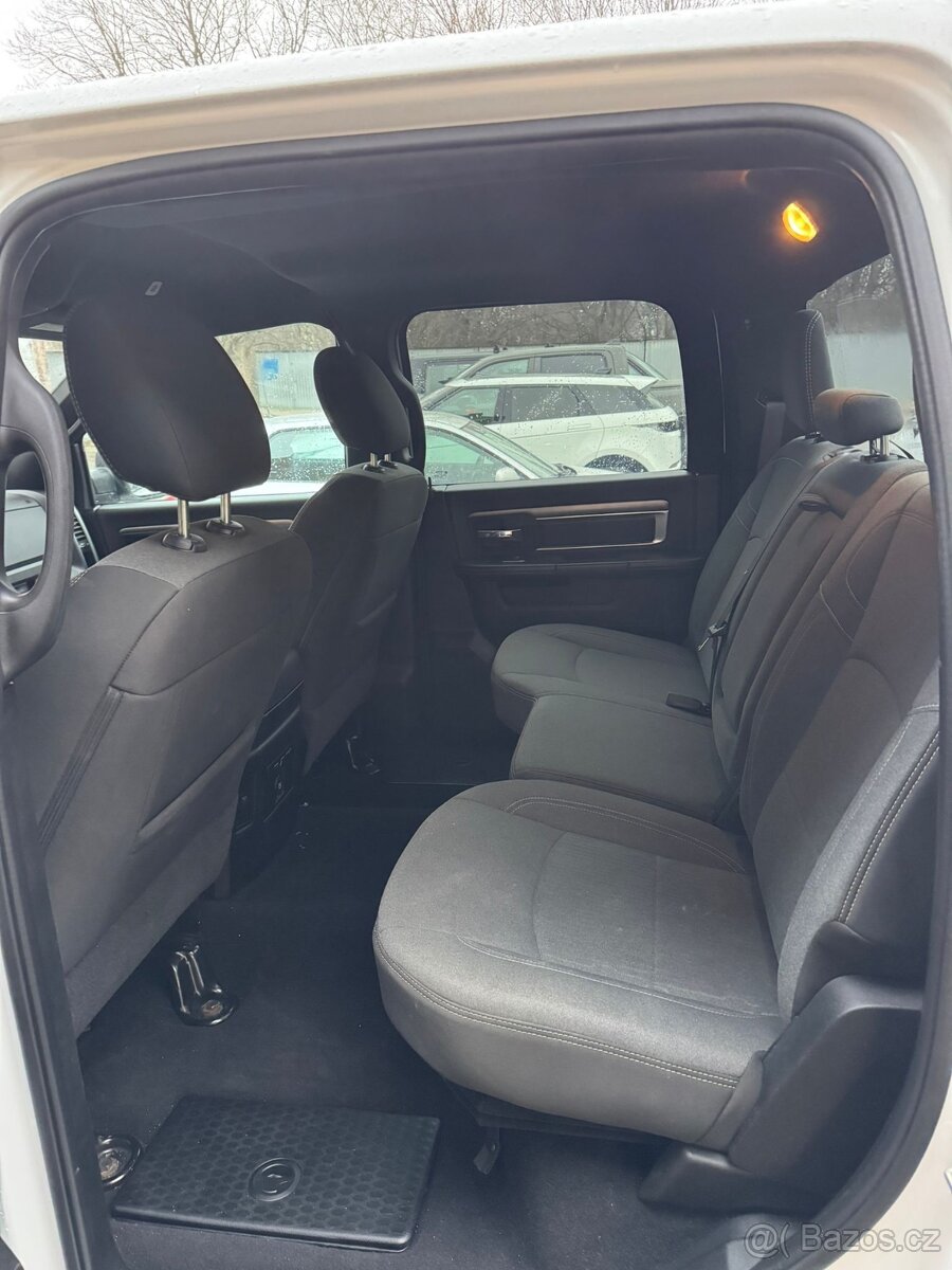 Dodge RAM 1500 2023 - 11