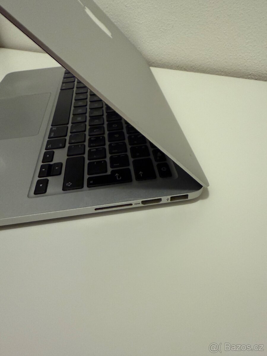 MacBook Pro 15 - 11