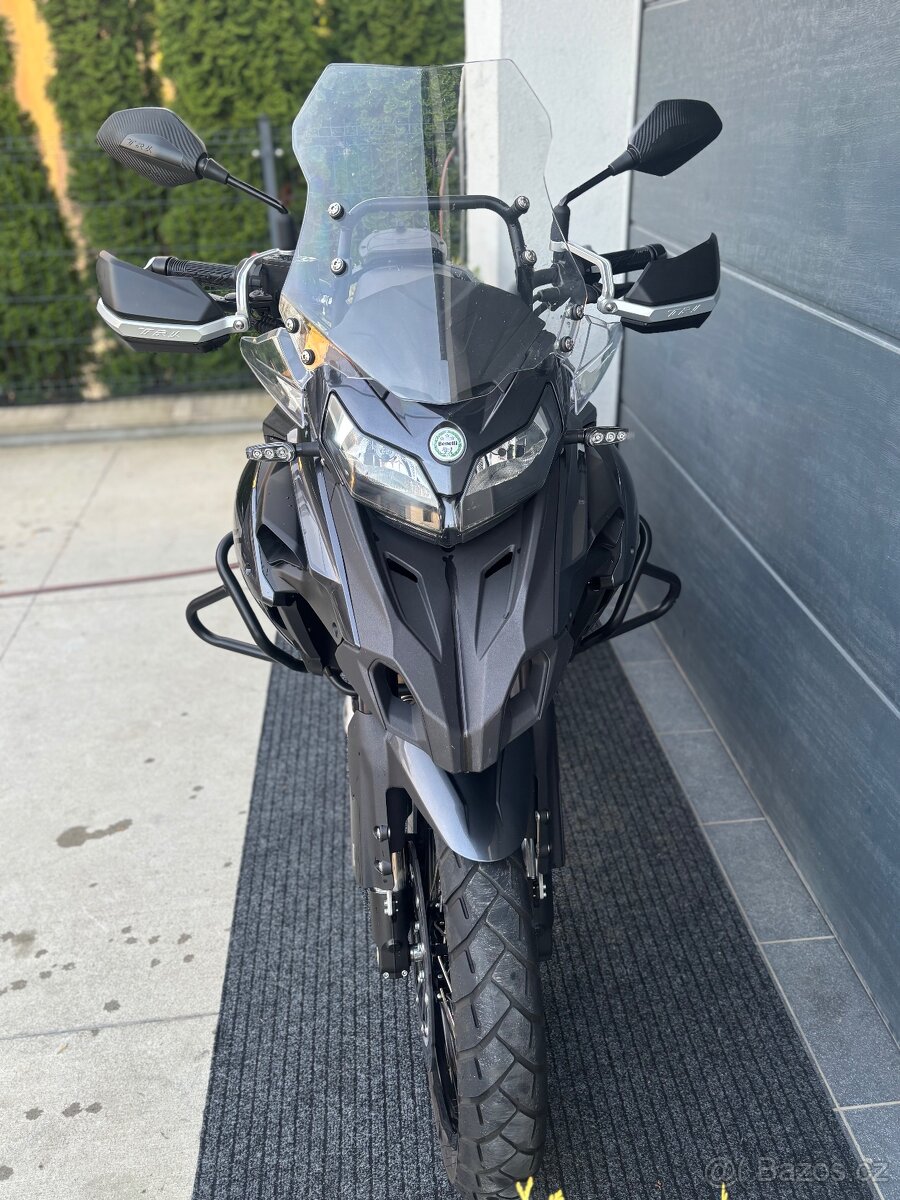 Benelli TRK 502 X ABS - 11