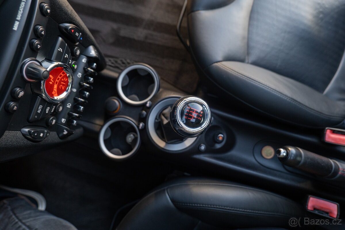 MINI R56 JCW (2011) - 11