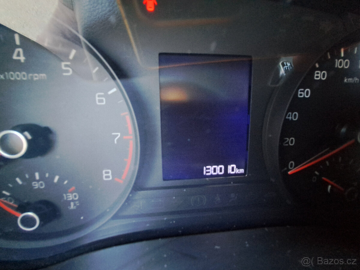 Kia Stonic 1,4 benzín,rv.09/2020 - 11