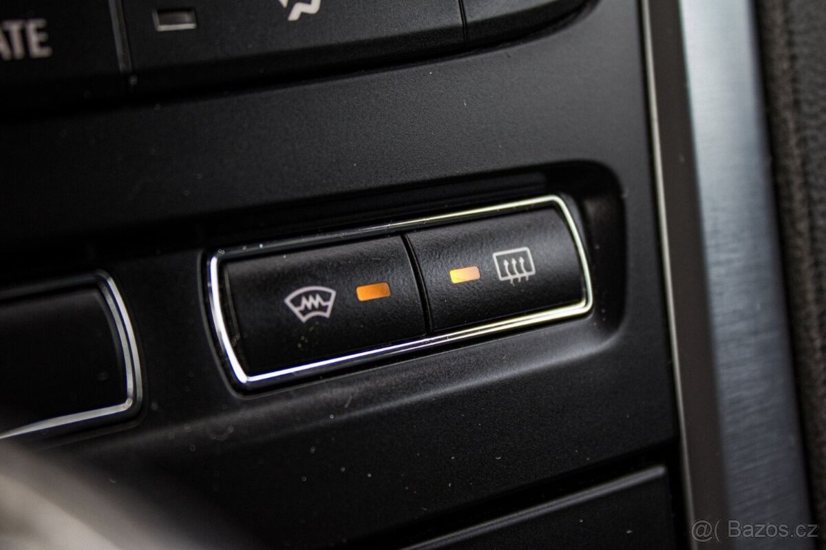 Ford Mondeo Combi 2.0 TDCi Titanium S | Nelakované | - 11