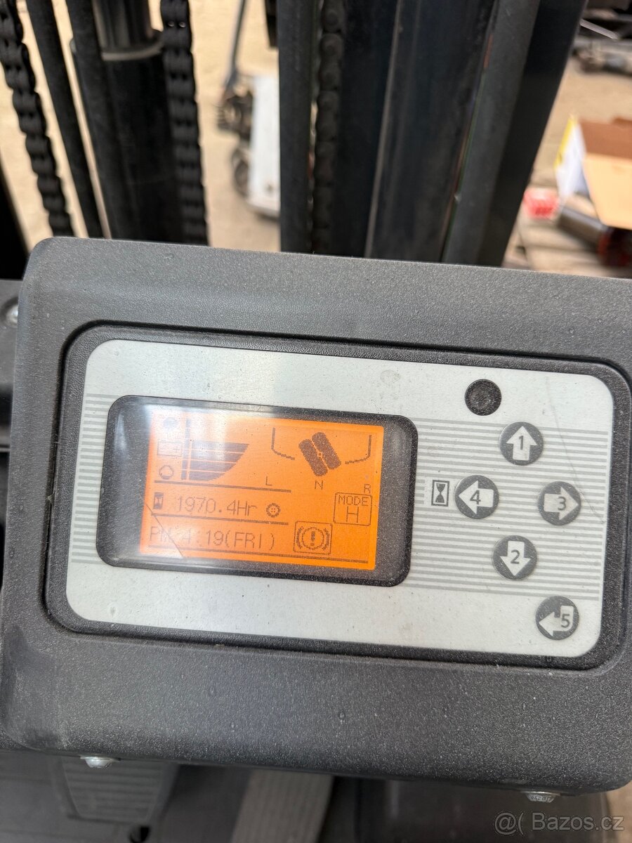 VZV Vysokozdvižný elektrický vozík Uniccarriers - Nissan 16 - 11