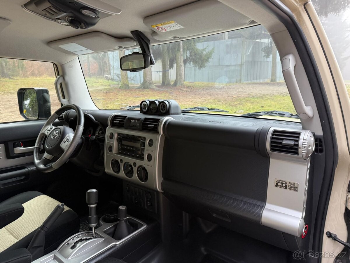 Toyota FJ Cruiser, 4.0 V6 Final Edition 0855/1000 - 11
