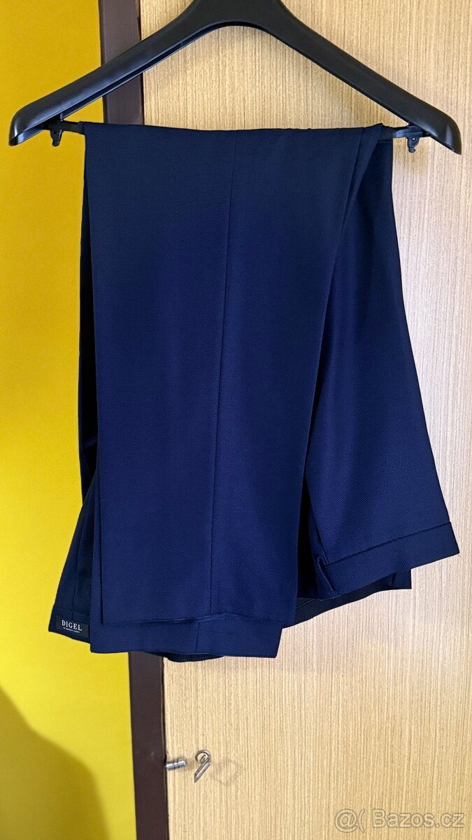 Zánovní luxusní pánský oblek Digel - tmavěmodrý velikost 66 - 11