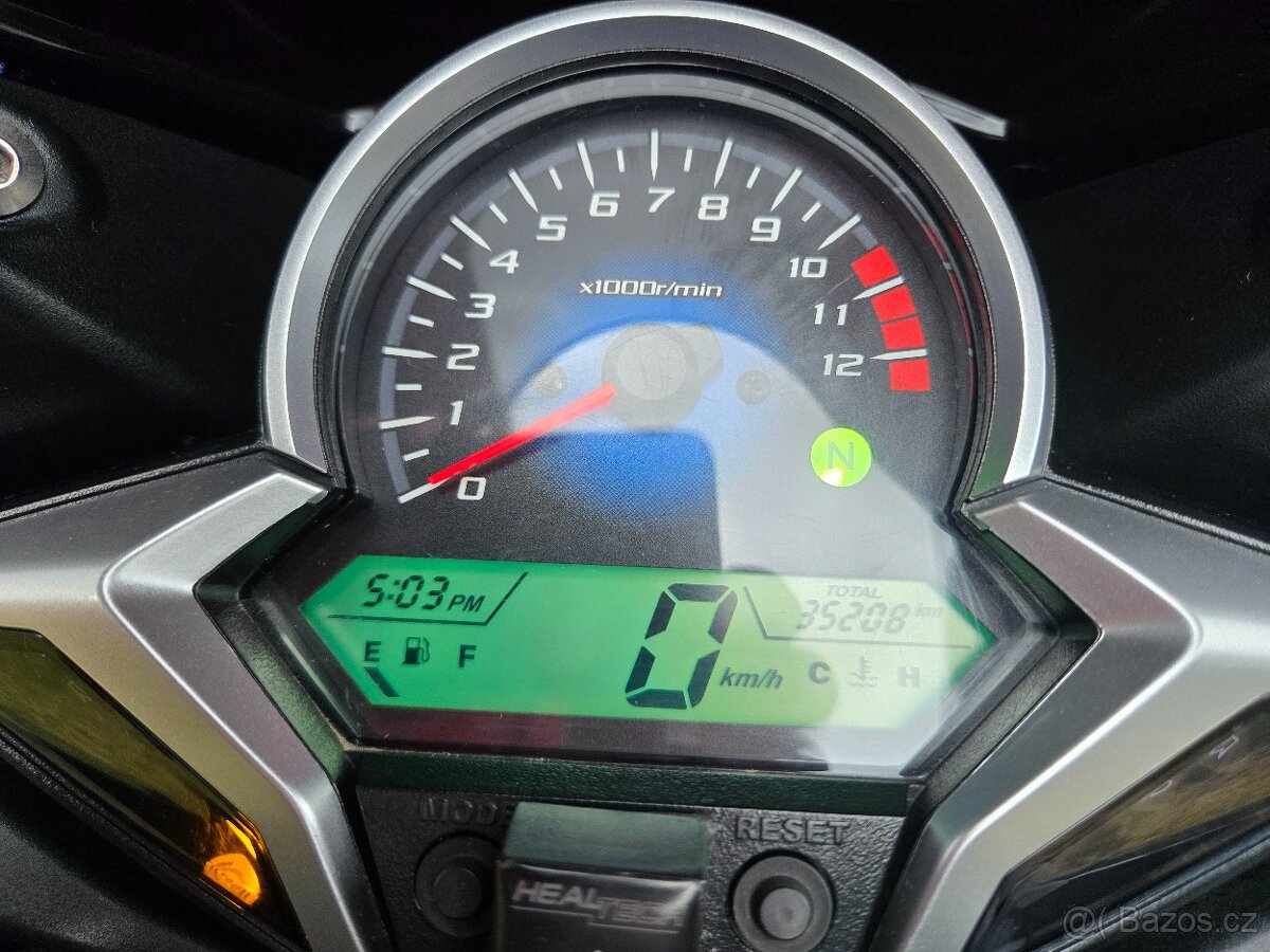 Honda CBR 250 R - 11