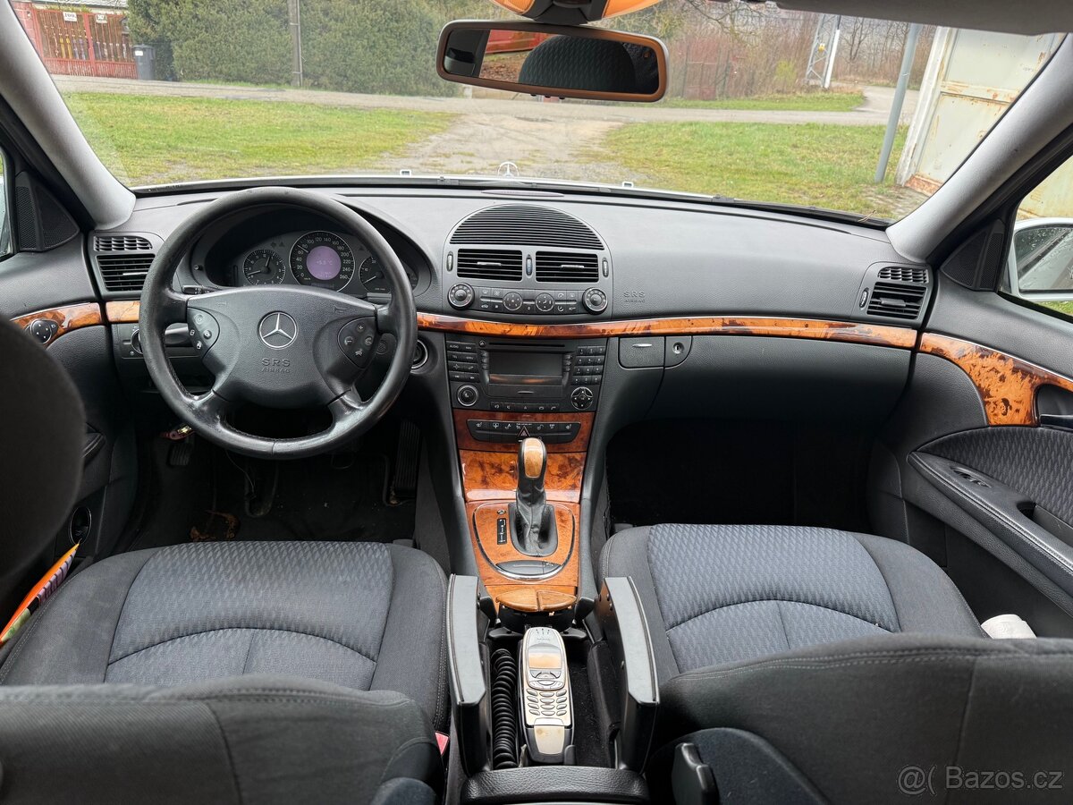 Mercedes Benz W211 270CDi - 11