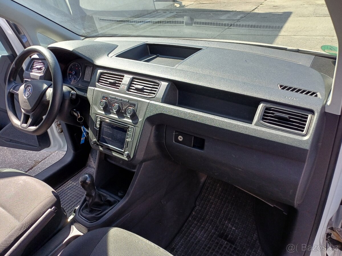Predám VW Caddy 2.0TDI CR, 75Kw,rok výroby 2018,najazdených - 11