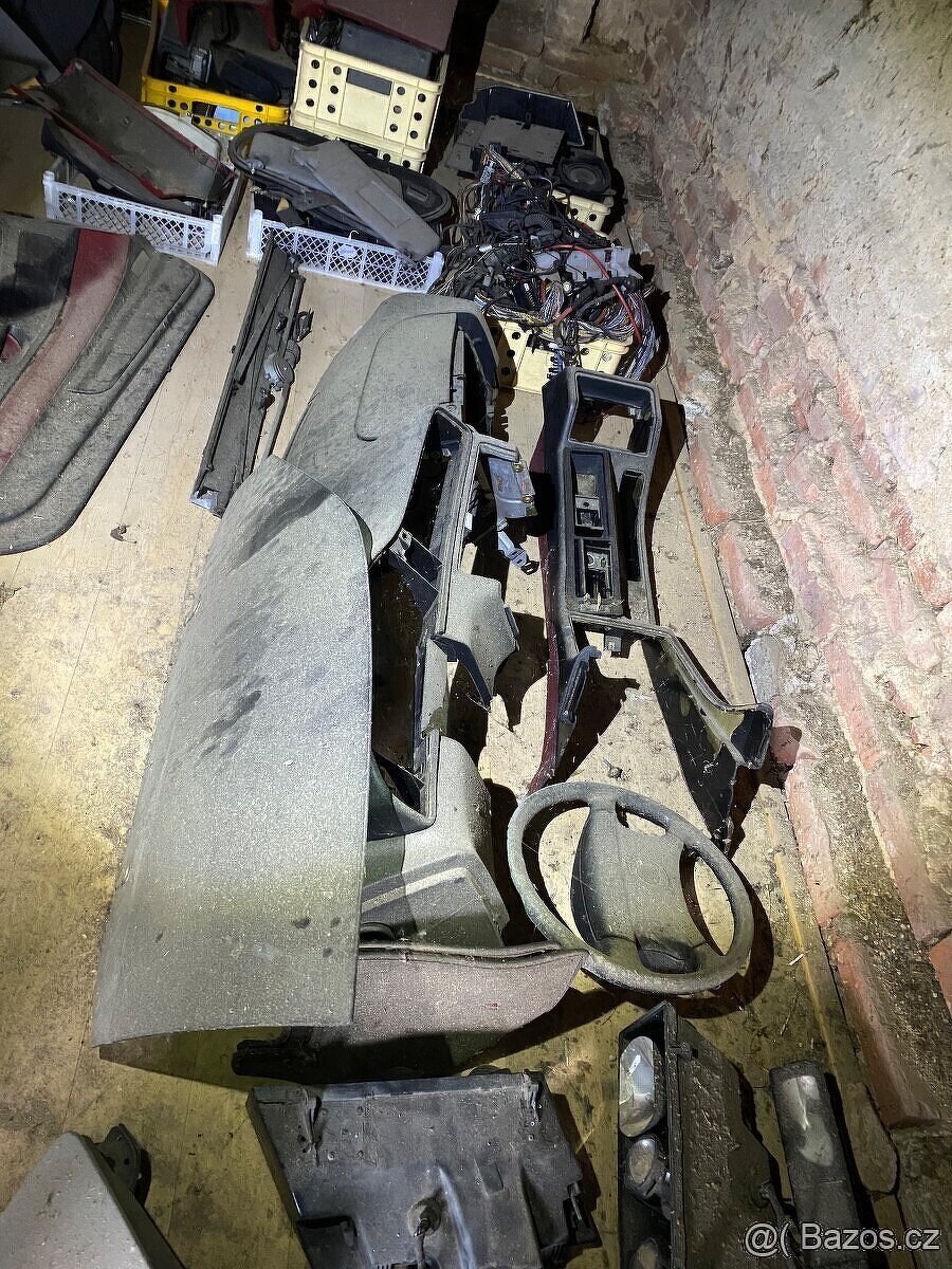 Bmw 850 e31 1992 - 11