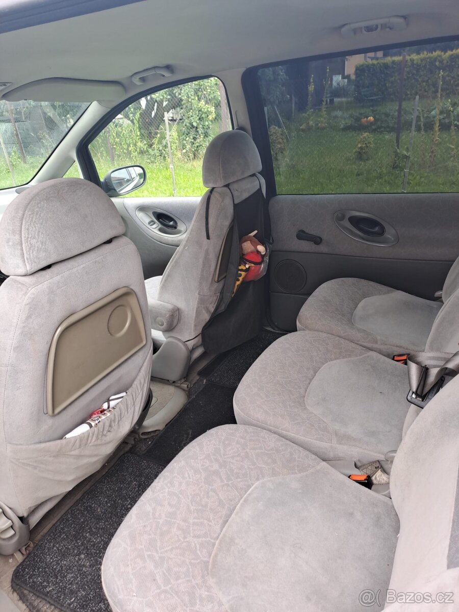 Ford Galaxy 1.9 TDI - 11