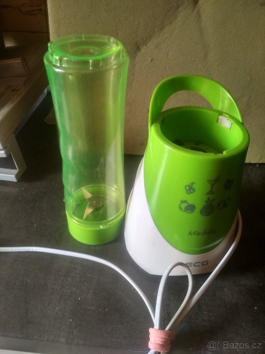 Stolní smoothie maker mixér - 11